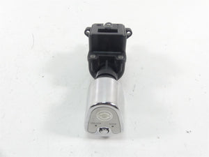 2012 Harley Touring FLHTK Electra Glide Ignition Switch - Vin 71572-06