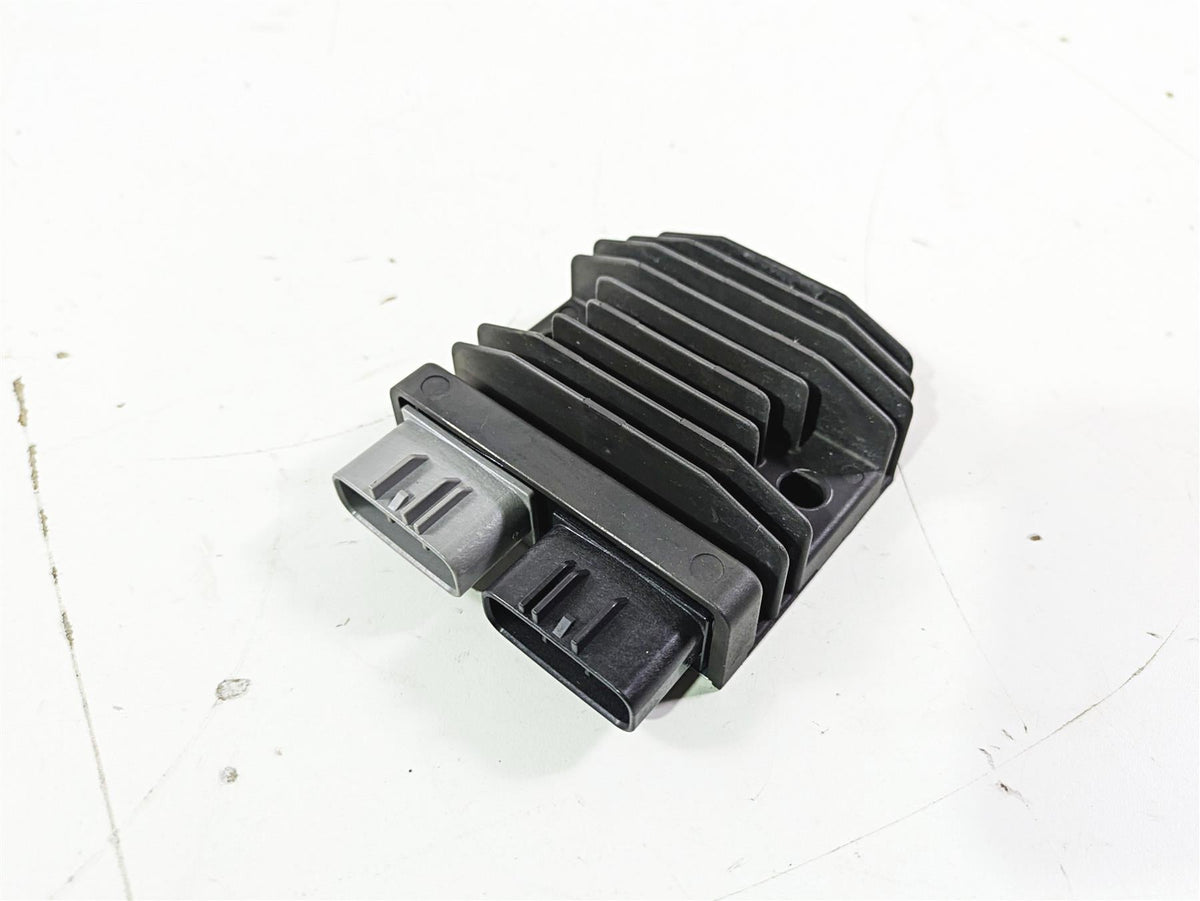 2022 KTM 1290 Super Adventure S Rectifier Voltage Regulator 61911034000 FH027BB {{ shop.shopifyCountryName }} - Mototech271