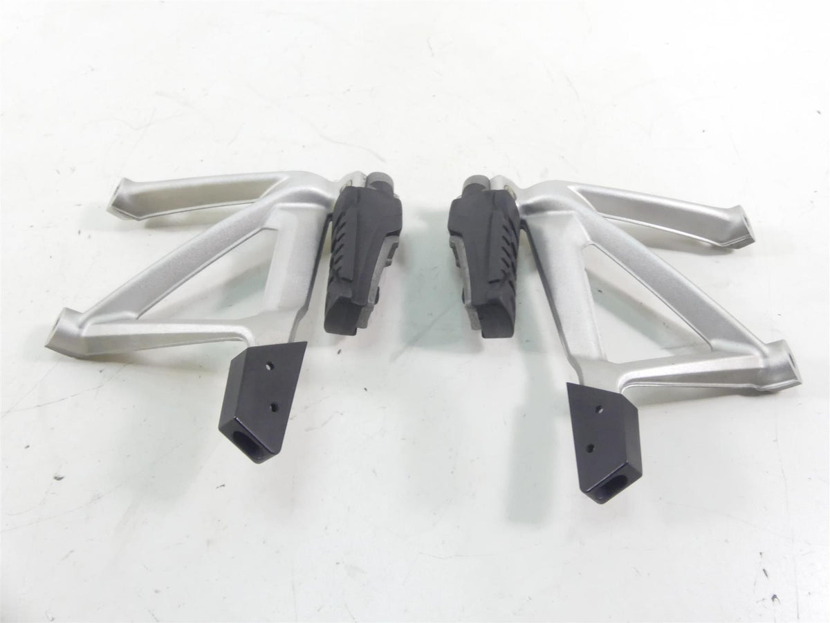 2017 BMW R1200GS GSW K50 Rear Passenger Footpeg Foot Peg Set 46718537907 {{ shop.shopifyCountryName }} - Mototech271