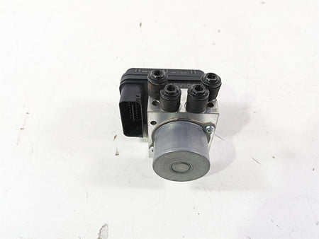 2021 Yamaha Tenere 700 XTZ7 Abs Brake Pump Unit Module BW3-85930-09-00 {{ shop.shopifyCountryName }} - Mototech271