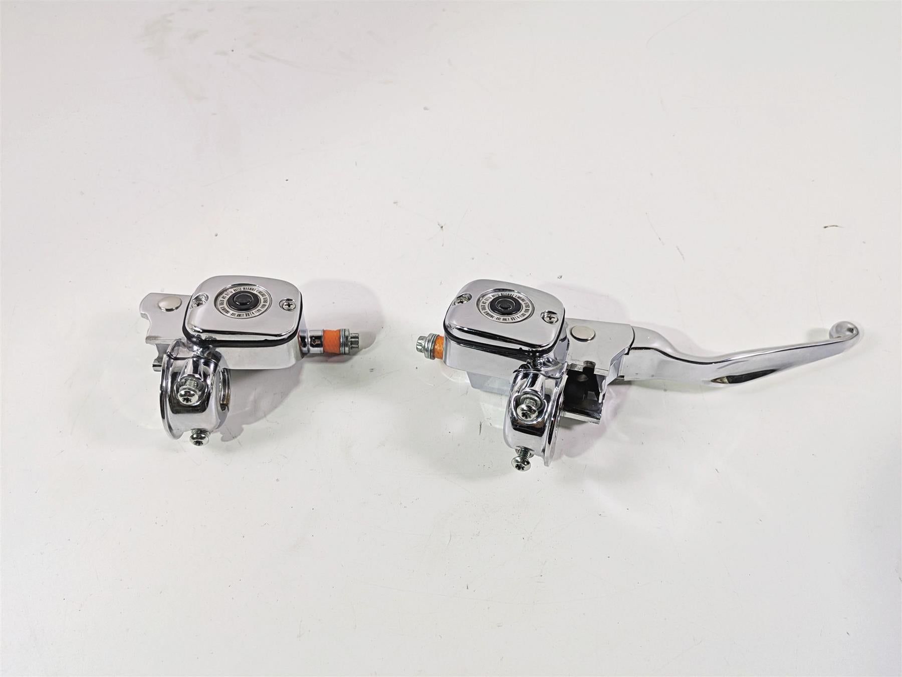 2007 Harley Touring FLHRSE CVO Road King Front Brake Clutch Master Set 41700740
