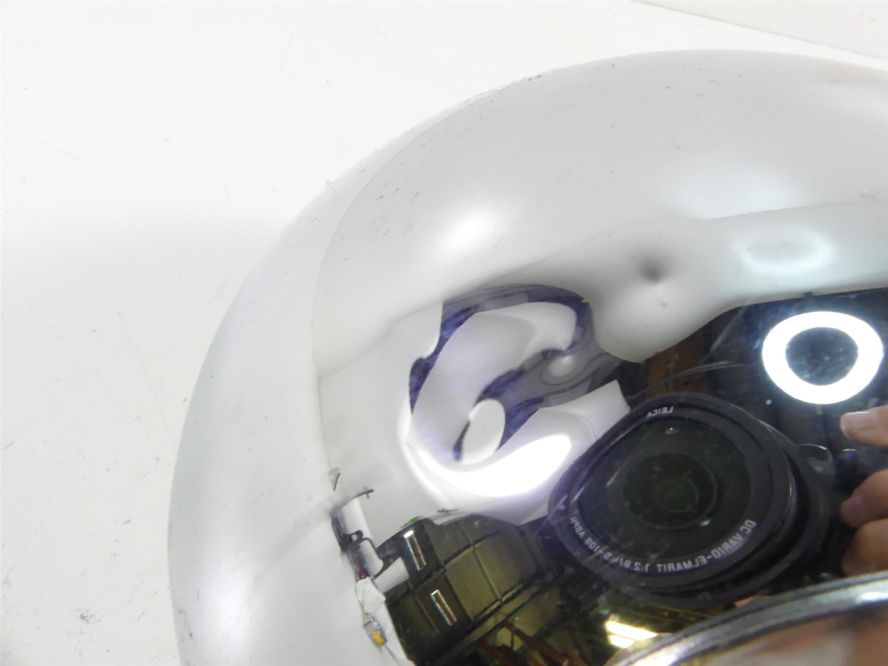 2004 Harley Softail FLSTFI Fat Boy Headlight Head Light Lamp 7" - Read 67903-00 {{ shop.shopifyCountryName }} - Mototech271