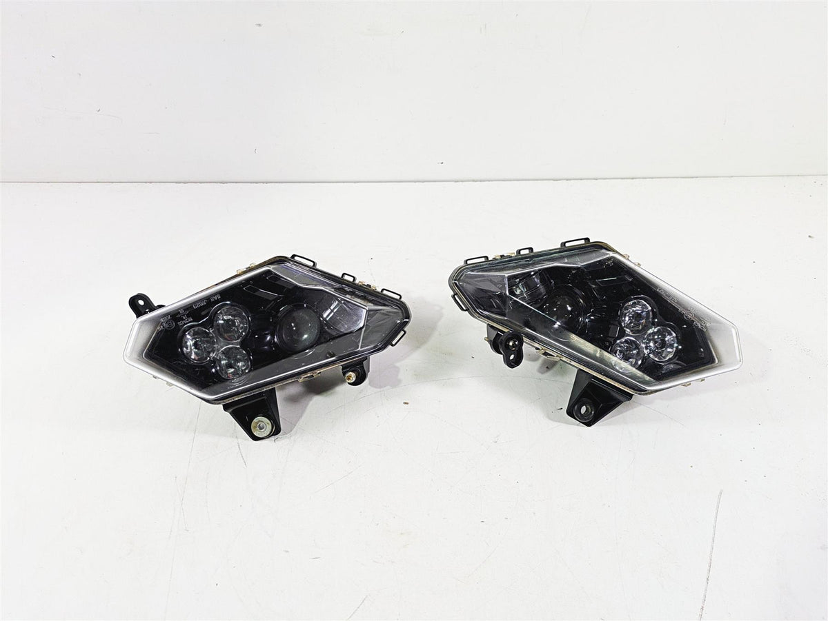 2018 Can Am Maverick X3 XRC Turbo R Headlight Head Light Lamp Set 710004658 {{ shop.shopifyCountryName }} - Mototech271