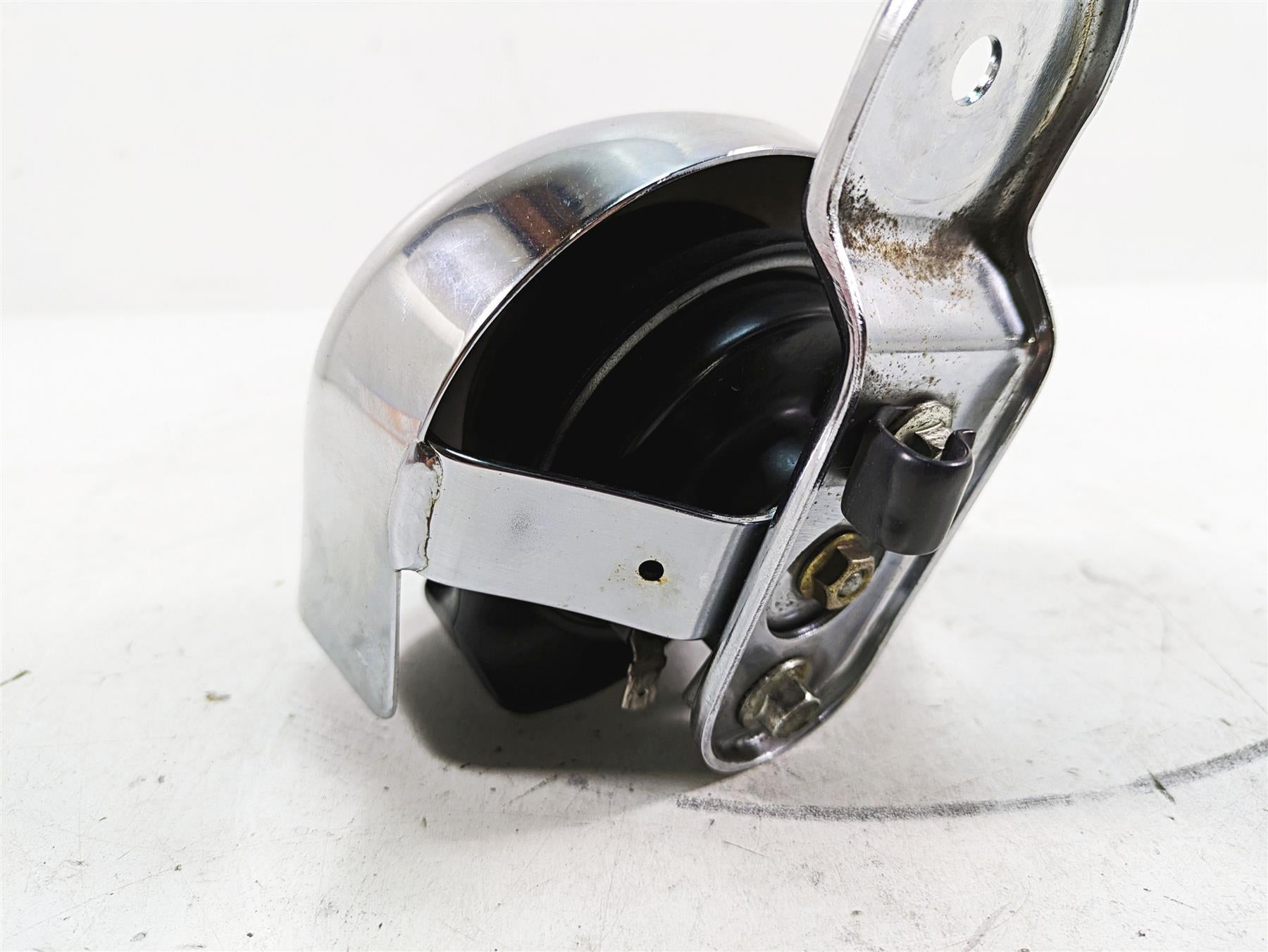 2006 Harley FLSTI Softail Heritage Horn + Cover 61300478A {{ shop.shopifyCountryName }} - Mototech271