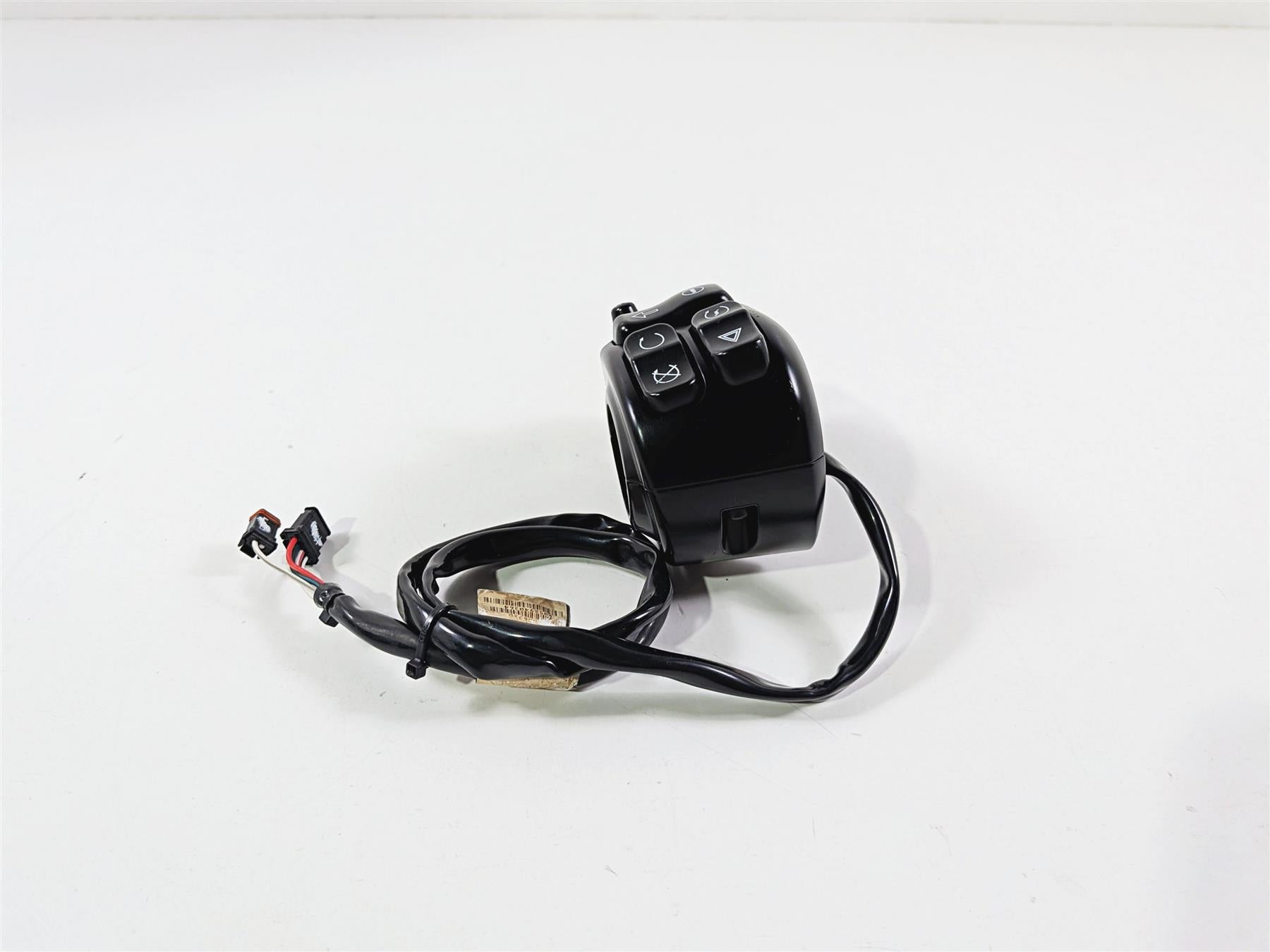 2018 Harley Touring FLHTCU Electra Glide Right Hand Control Switch 69200631-Mototech271