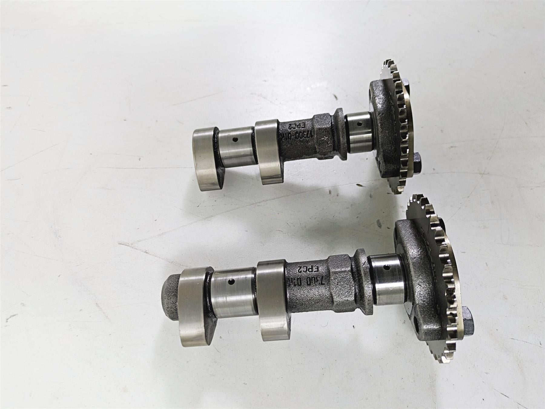 2010 Harley VRSCF Muscle Rod Front Head Camshaft Cam Shaft Set 17431-05K {{ shop.shopifyCountryName }} - Mototech271