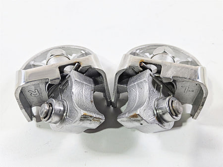 2016 BMW R1200 GS K50 Arashi Rider Foot Peg Footpeg Set AF076 {{ shop.shopifyCountryName }} - Mototech271