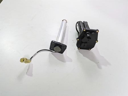 2019 Ducati Supersport 939 S Fuel Gas Pump & Level Sender 16024341A 59210251B {{ shop.shopifyCountryName }} - Mototech271
