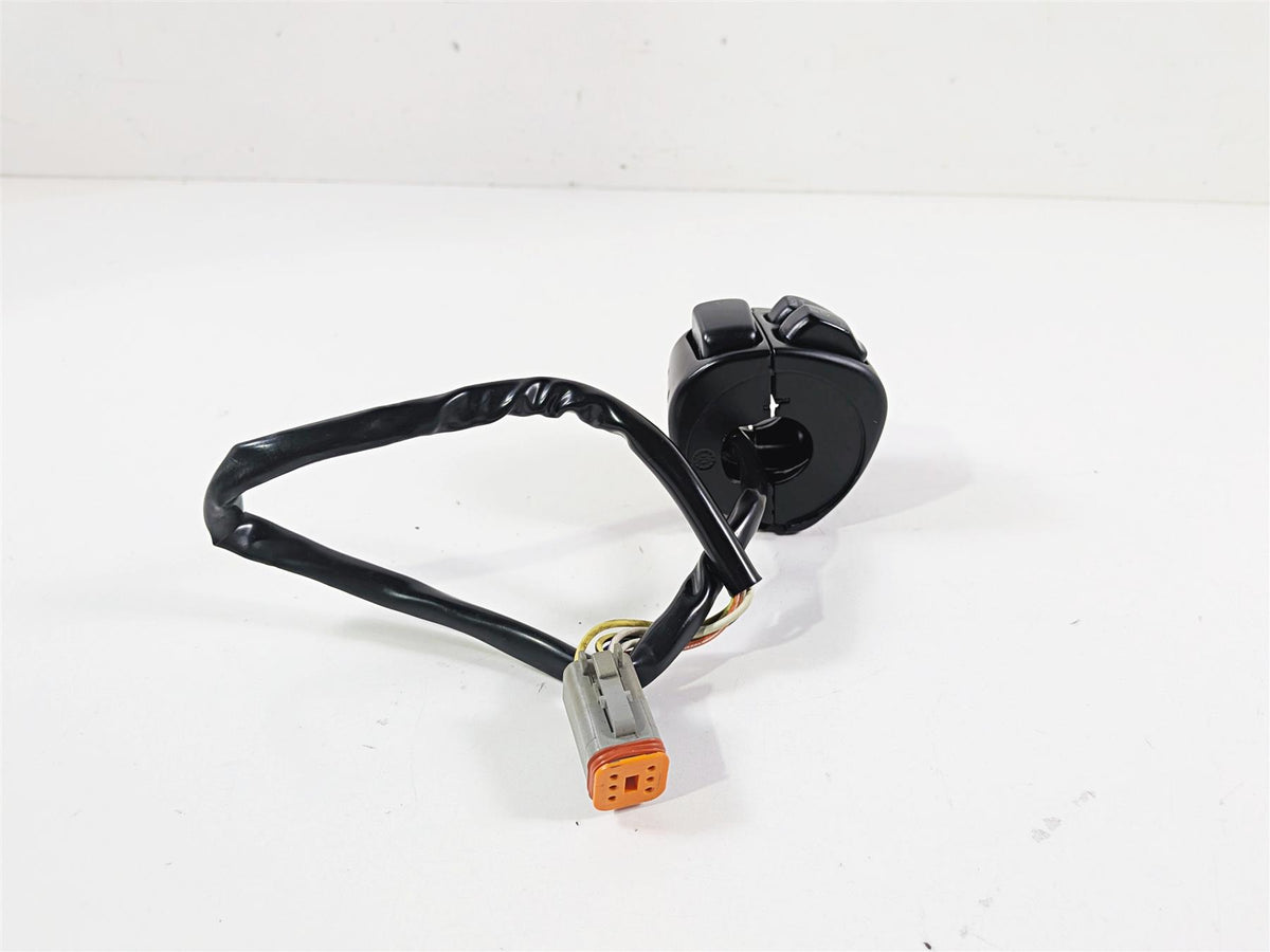 2000 Harley Touring FLHRCI Road King Left Hand Control Switch 71597-96B {{ shop.shopifyCountryName }} - Mototech271