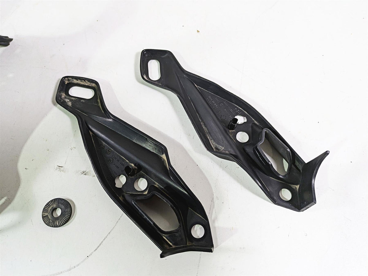 2012 BMW R1200R K27 Ztechnik Vstream Windshield + Mount & Cover Set Z2442 {{ shop.shopifyCountryName }} - Mototech271