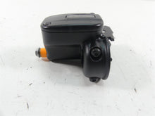 Load image into Gallery viewer, 2018 Harley Softail FXBB Street Bob Front Brake Master Cylinder 1/2&quot; 41700233
