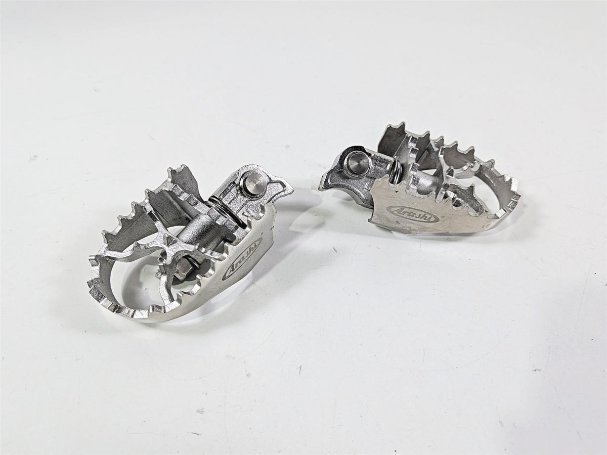 2016 BMW R1200 GS K50 Arashi Rider Foot Peg Footpeg Set AF076 {{ shop.shopifyCountryName }} - Mototech271