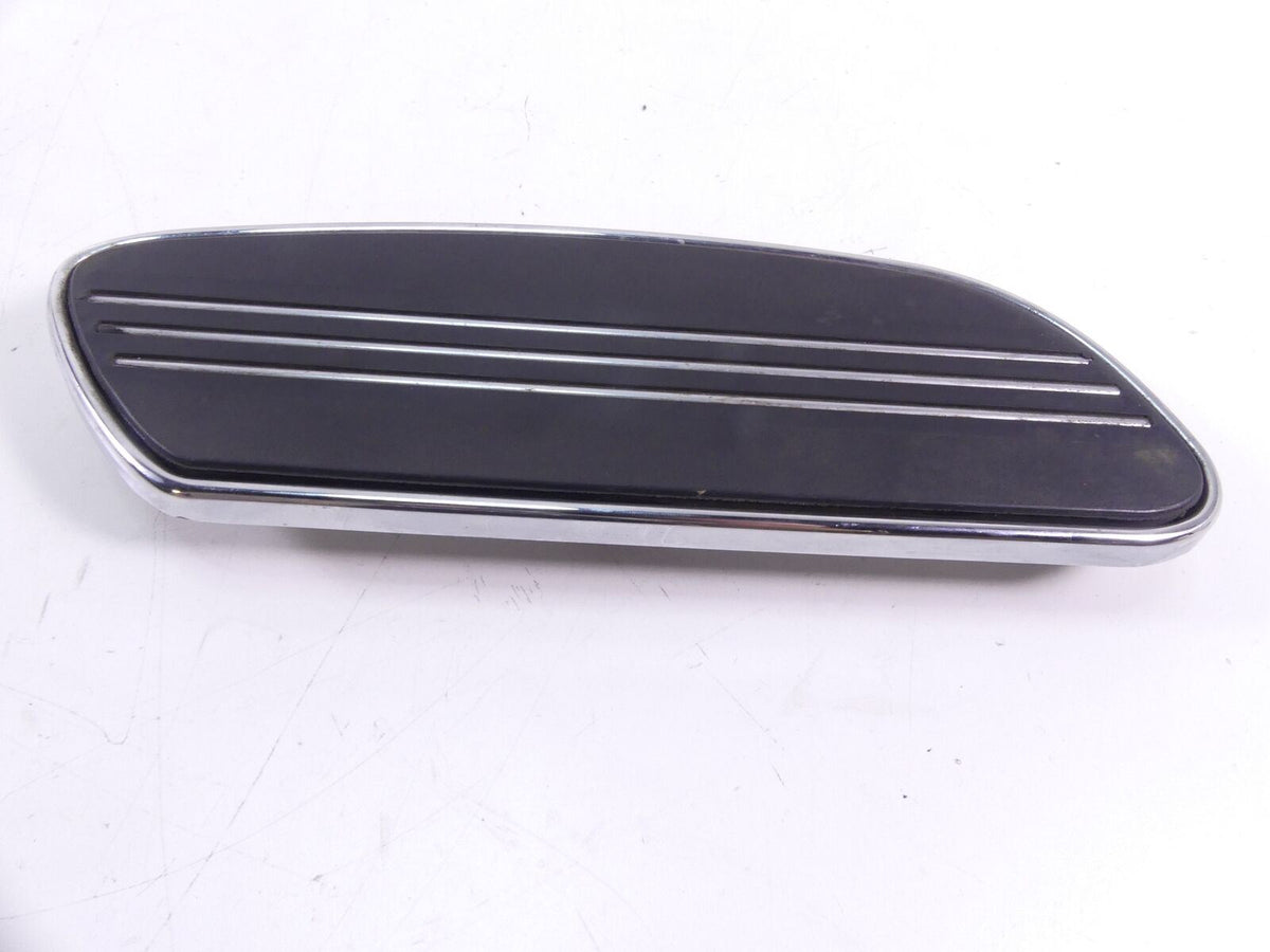 2010 Harley Touring FLHX Street Glide Right Floor Board & Brake Pedal 50518-09 {{ shop.shopifyCountryName }} - Mototech271