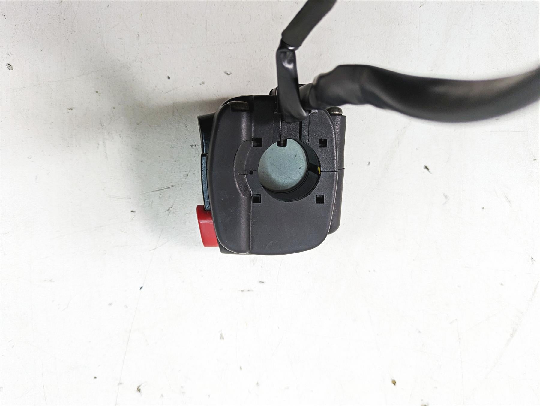 2013 MV Agusta F3 675 ERA Right Hand Start Stop Control Switch 8000B4568 {{ shop.shopifyCountryName }} - Mototech271