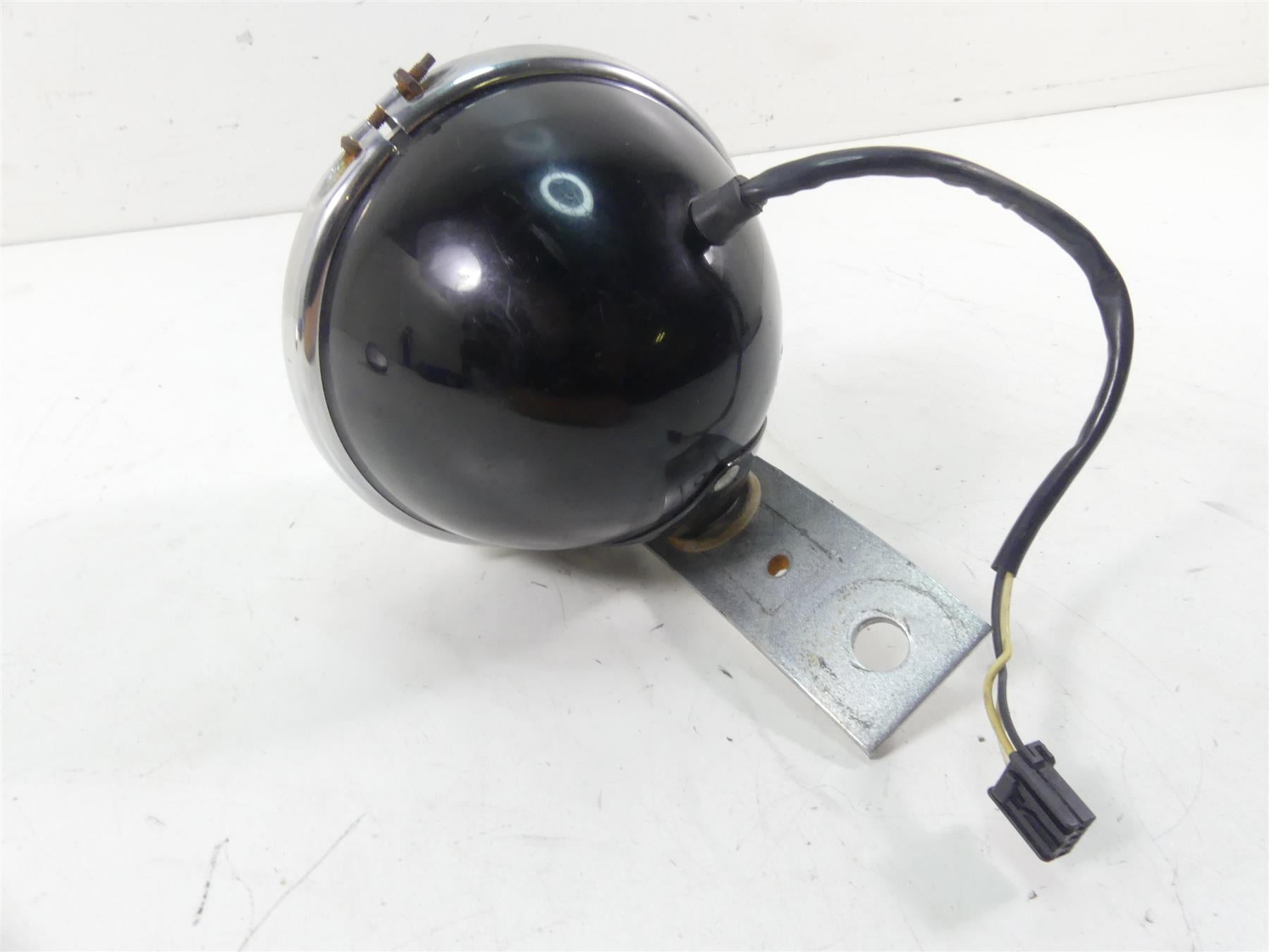 2015 Harley FXDL Dyna Low Rider Head Light Lamp Headlight & Mount 69774-07A {{ shop.shopifyCountryName }} - Mototech271
