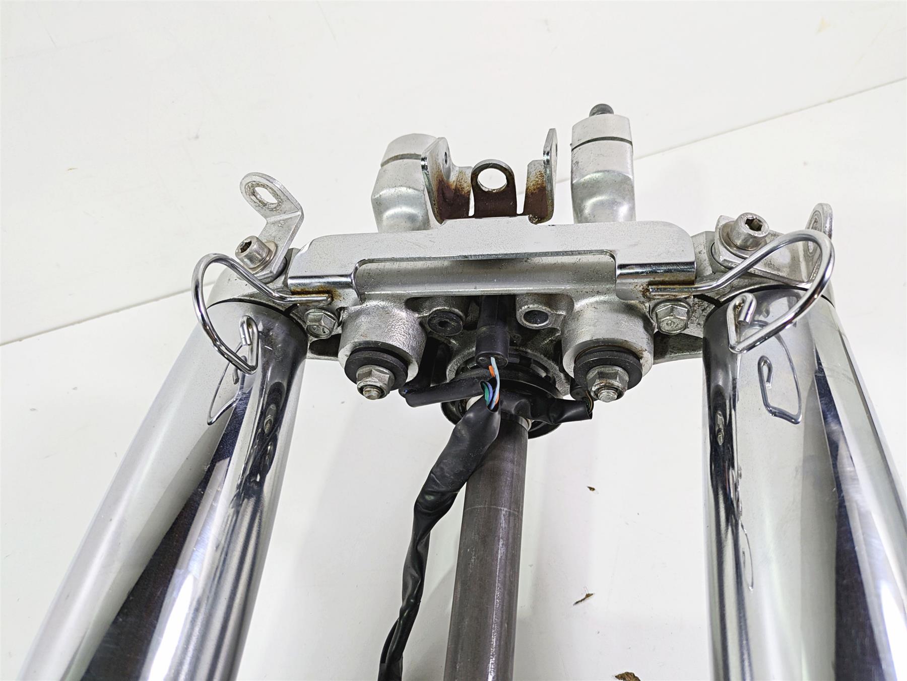 2001 Honda VT1100 Shadow Sabre Straight Front Fork Triple Tree Set 51400-MCK-A01 {{ shop.shopifyCountryName }} - Mototech271