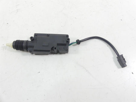 2007 Harley FLHTCU SE2 CVO Electra Glide Trunk Lock Actuator Motor 53597-07 {{ shop.shopifyCountryName }} - Mototech271