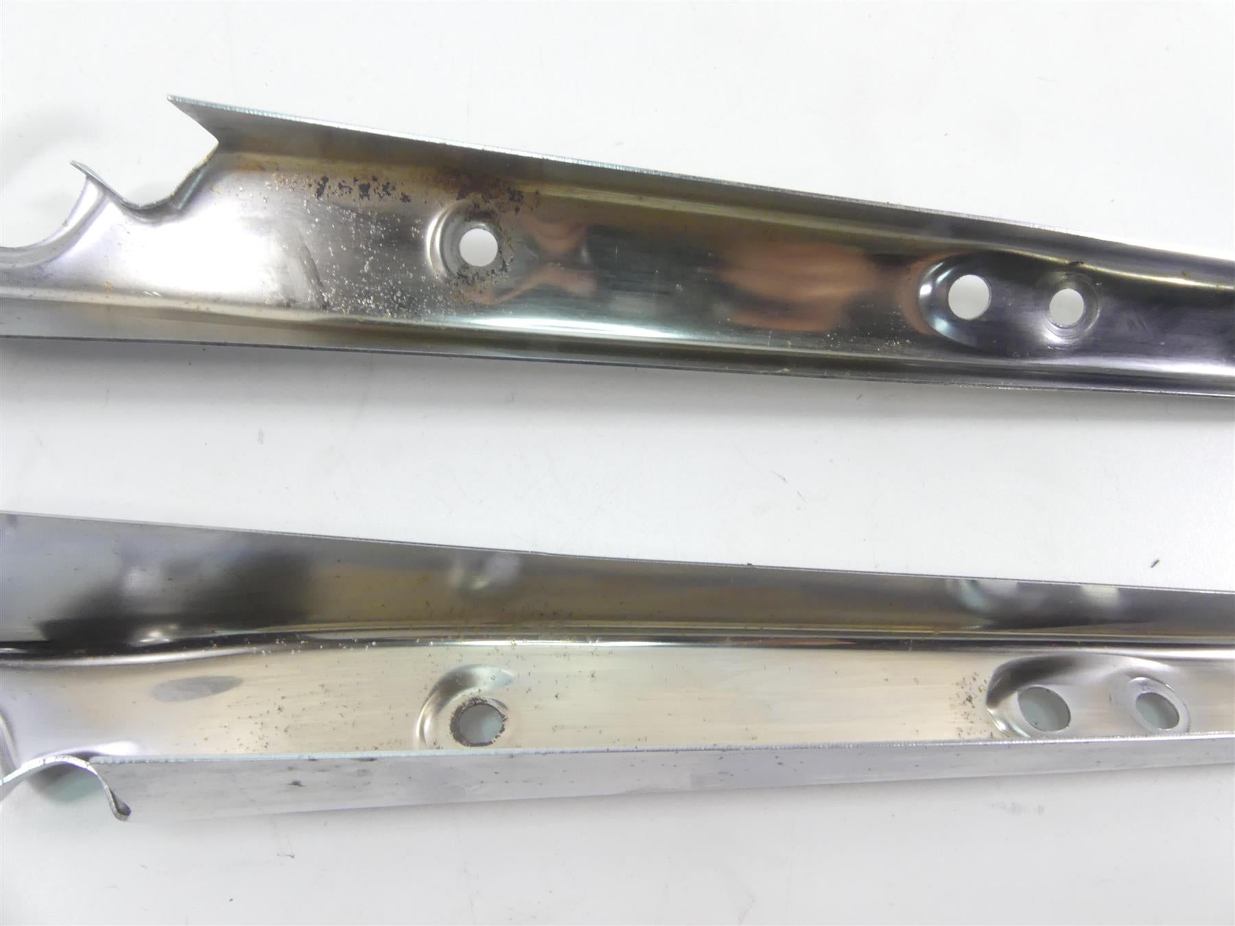 2018 Harley Sportster XL1200 Custom Rear Chrome Fender Side Struts 59902-04 {{ shop.shopifyCountryName }} - Mototech271