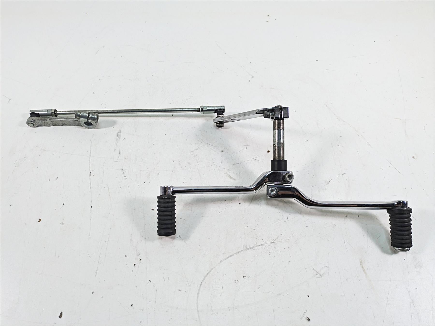 2014 Harley Touring FLHTK Electra Glide Gear Shifter Shift Lever Set 33895-82E {{ shop.shopifyCountryName }} - Mototech271