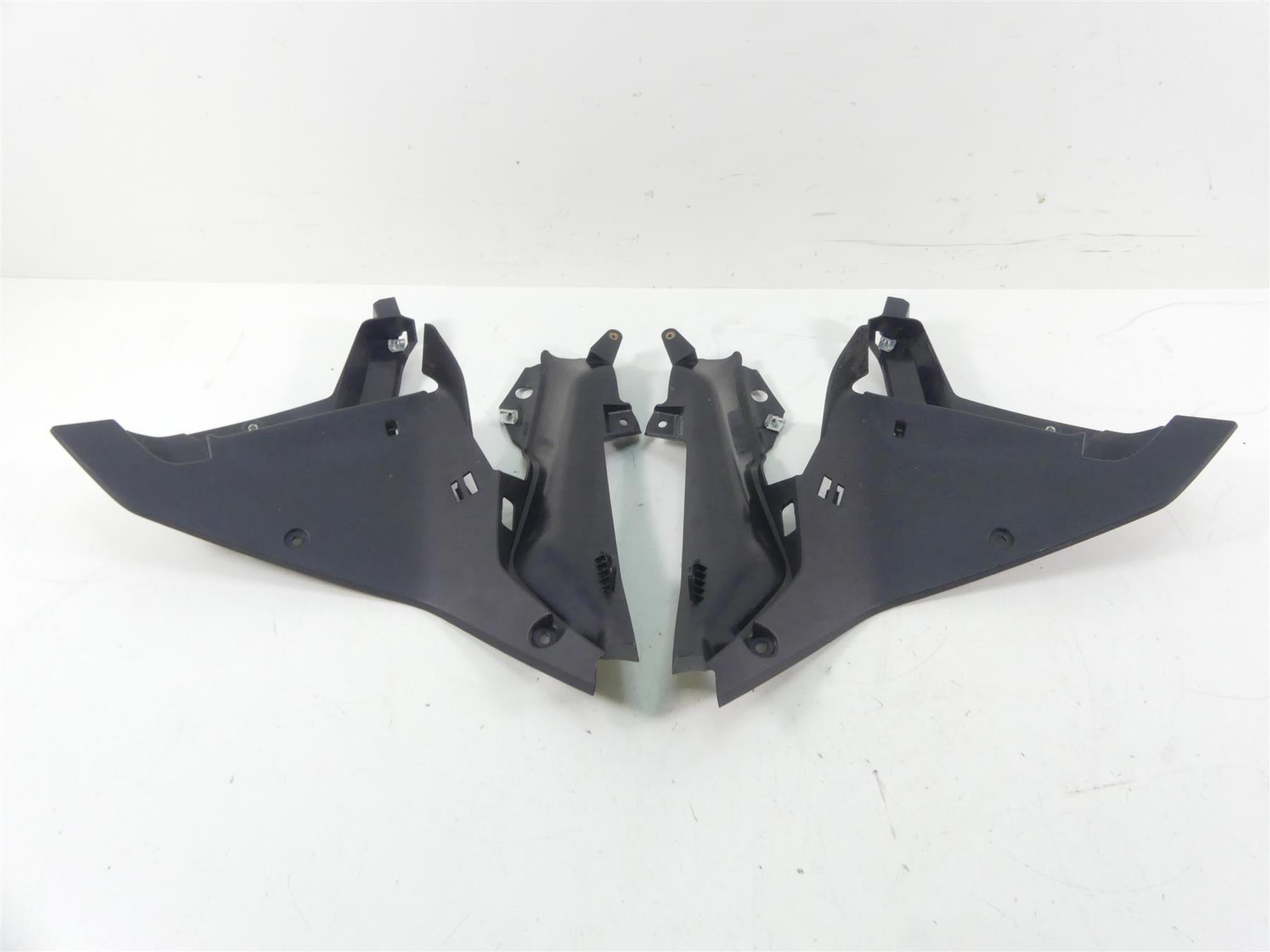 2016 BMW R1200RS K54  Front Inner Fairing Side Panel Cover Cowl Set 46638545322 | Mototech271