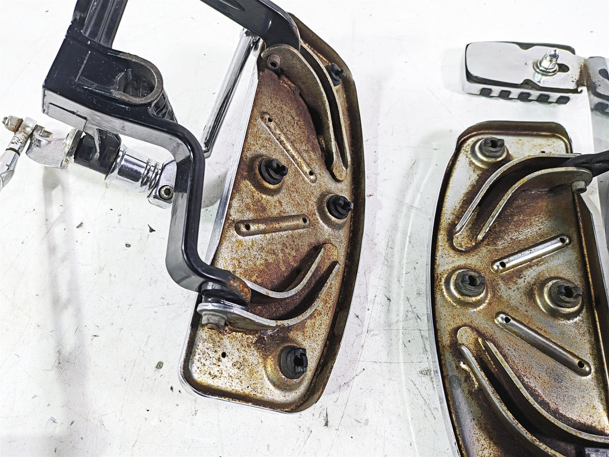 2002 Harley FLSTC Softail Heritage Left Right Chrome Floor Board Set 33630-00A {{ shop.shopifyCountryName }} - Mototech271