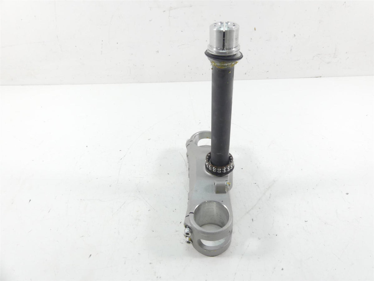 2020 Ducati Multistrada 1260 Enduro Lower Triple Tree Steering Clamp 34221141AA {{ shop.shopifyCountryName }} - Mototech271