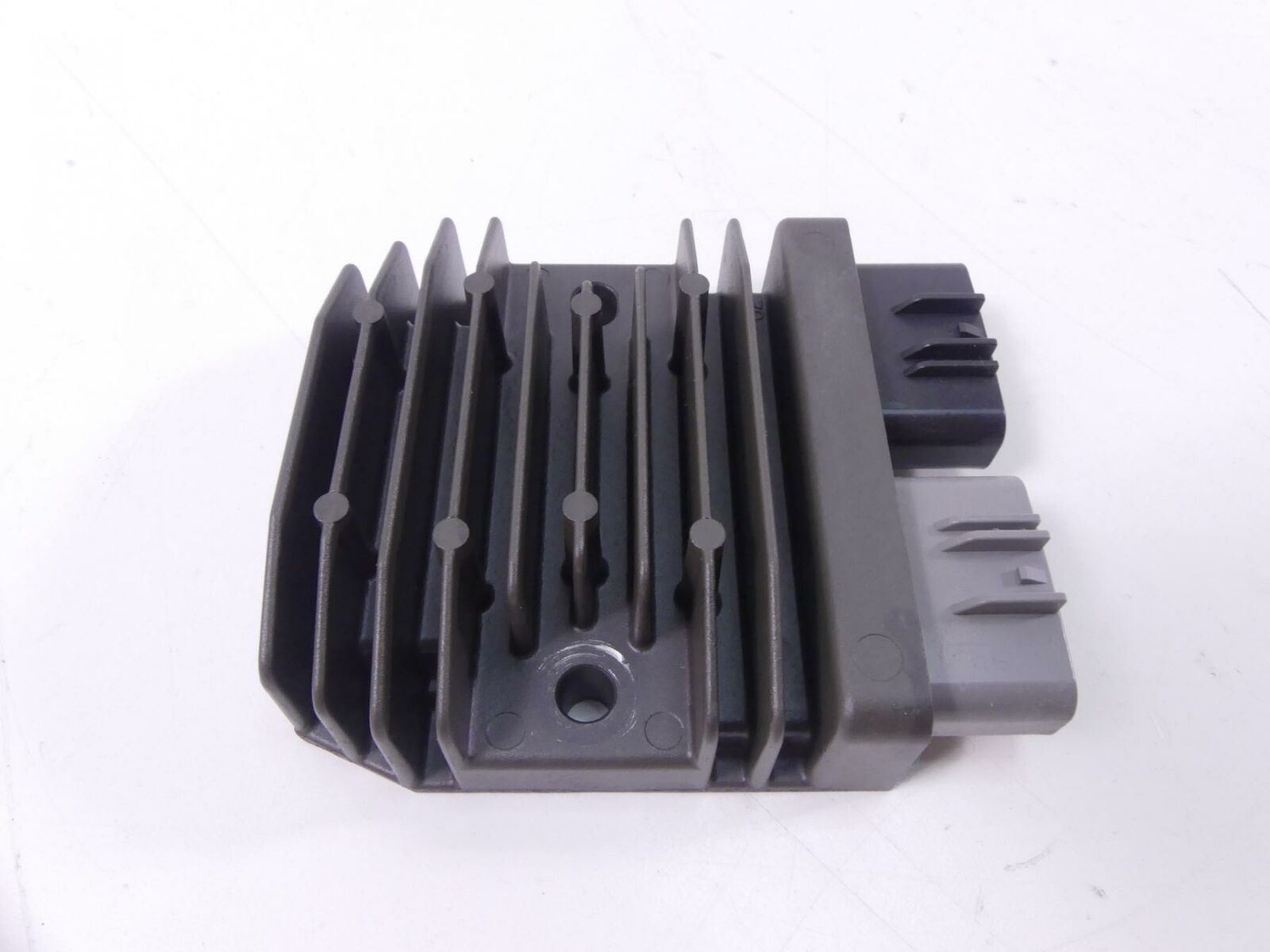 2017 Yamaha YXZ1000R EPS SS Rectifier Voltage Regulator 1D7-81960-01-00 {{ shop.shopifyCountryName }} - Mototech271