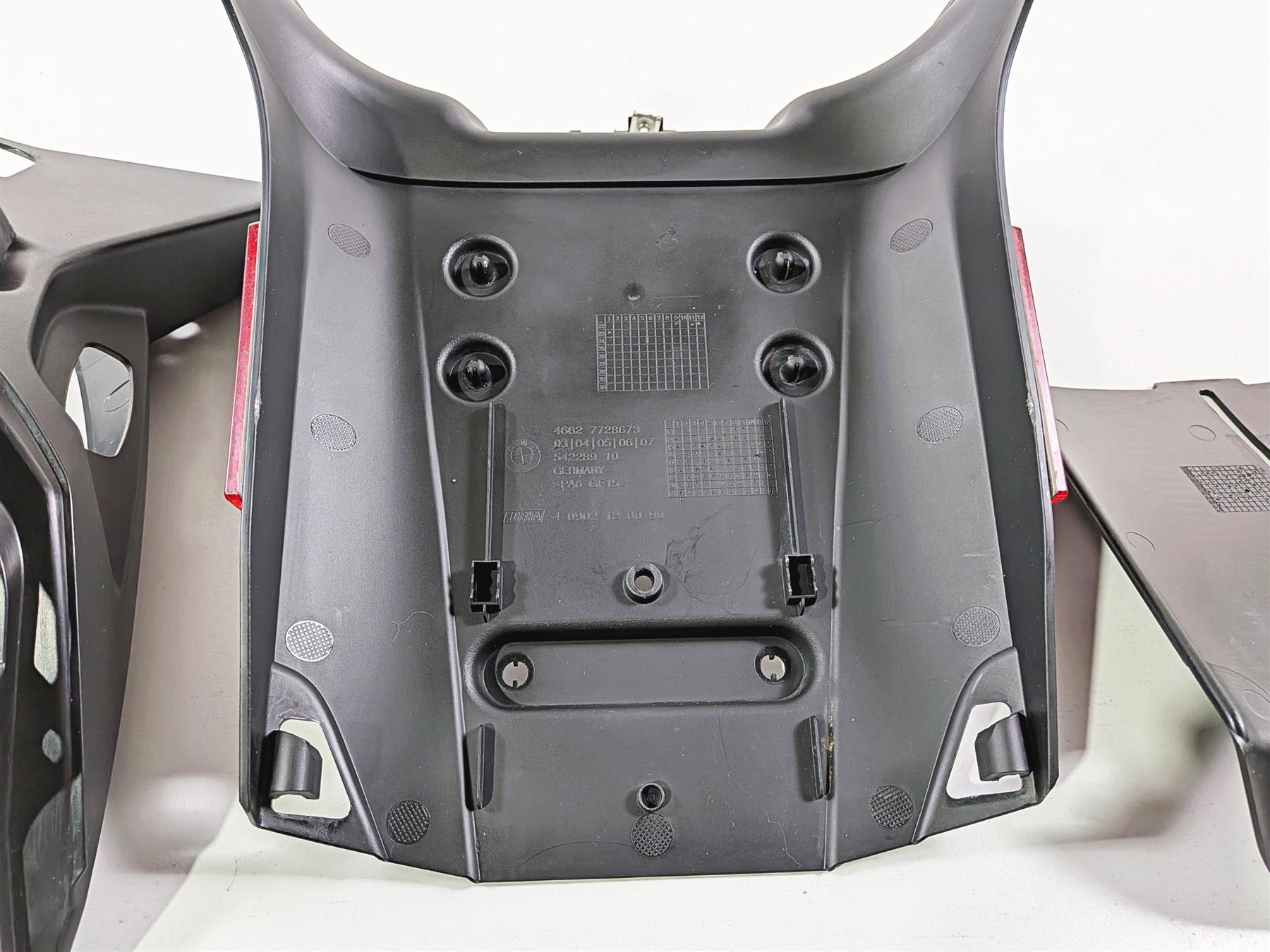 2023 BMW R1250RT RTP K52 Tail Light & Plate Holder Cover Fairings 46627691240 {{ shop.shopifyCountryName }} - Mototech271