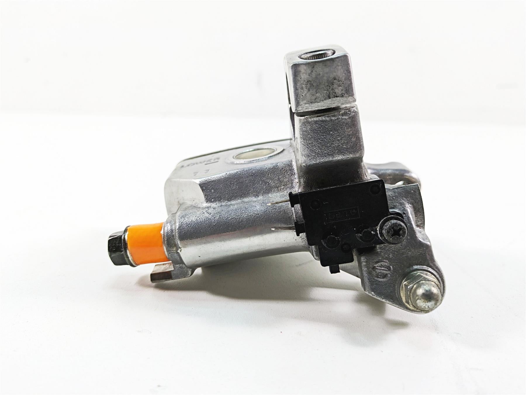 2006 Honda V-Twin VTX1300 R Front Brake Master Cylinder 45510-MEM-671 {{ shop.shopifyCountryName }} - Mototech271