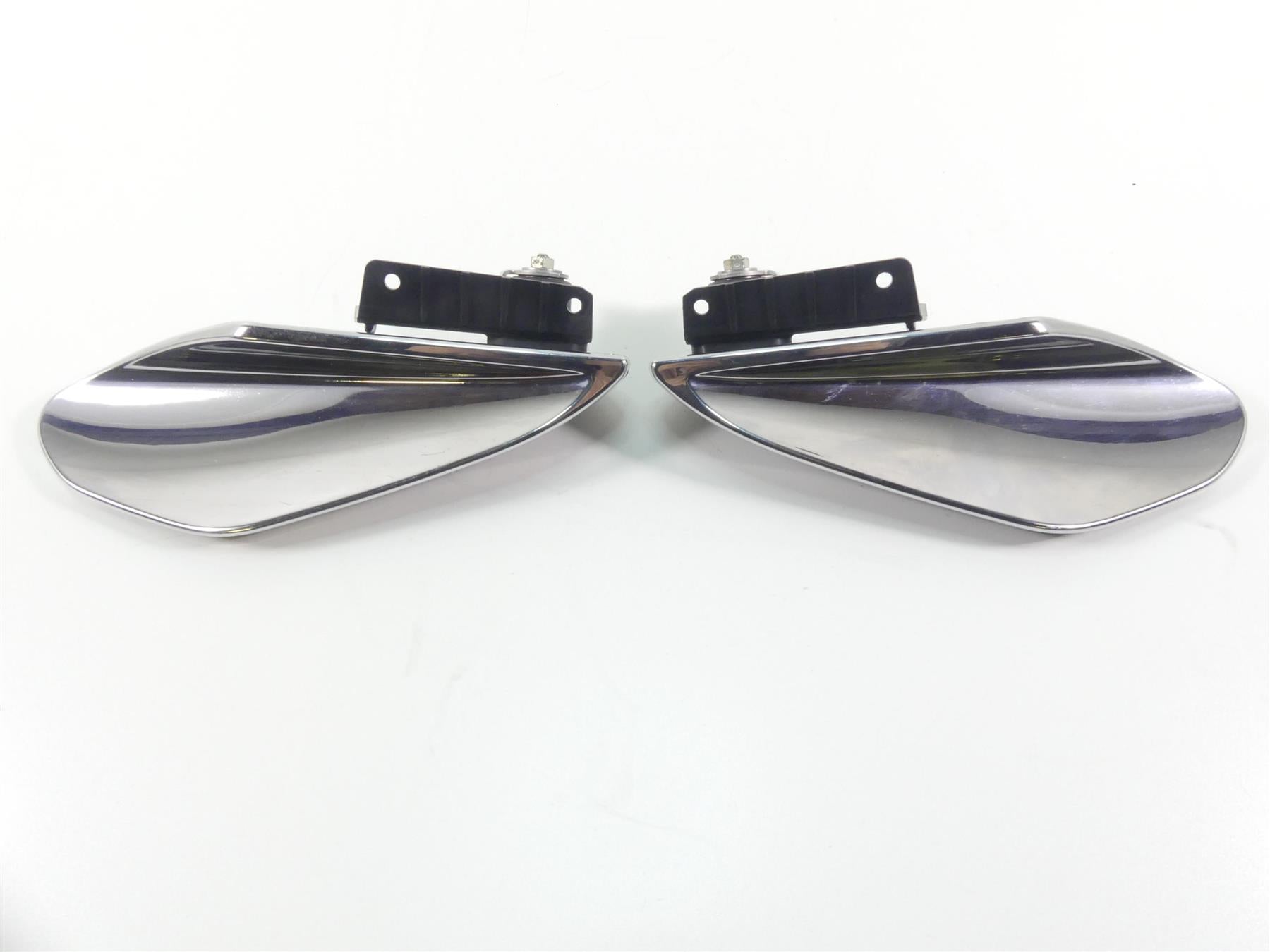 2014 BMW K1600 GTL K48 Chrome Side Windshield Screen Deflector Set 46637727534 {{ shop.shopifyCountryName }} - Mototech271