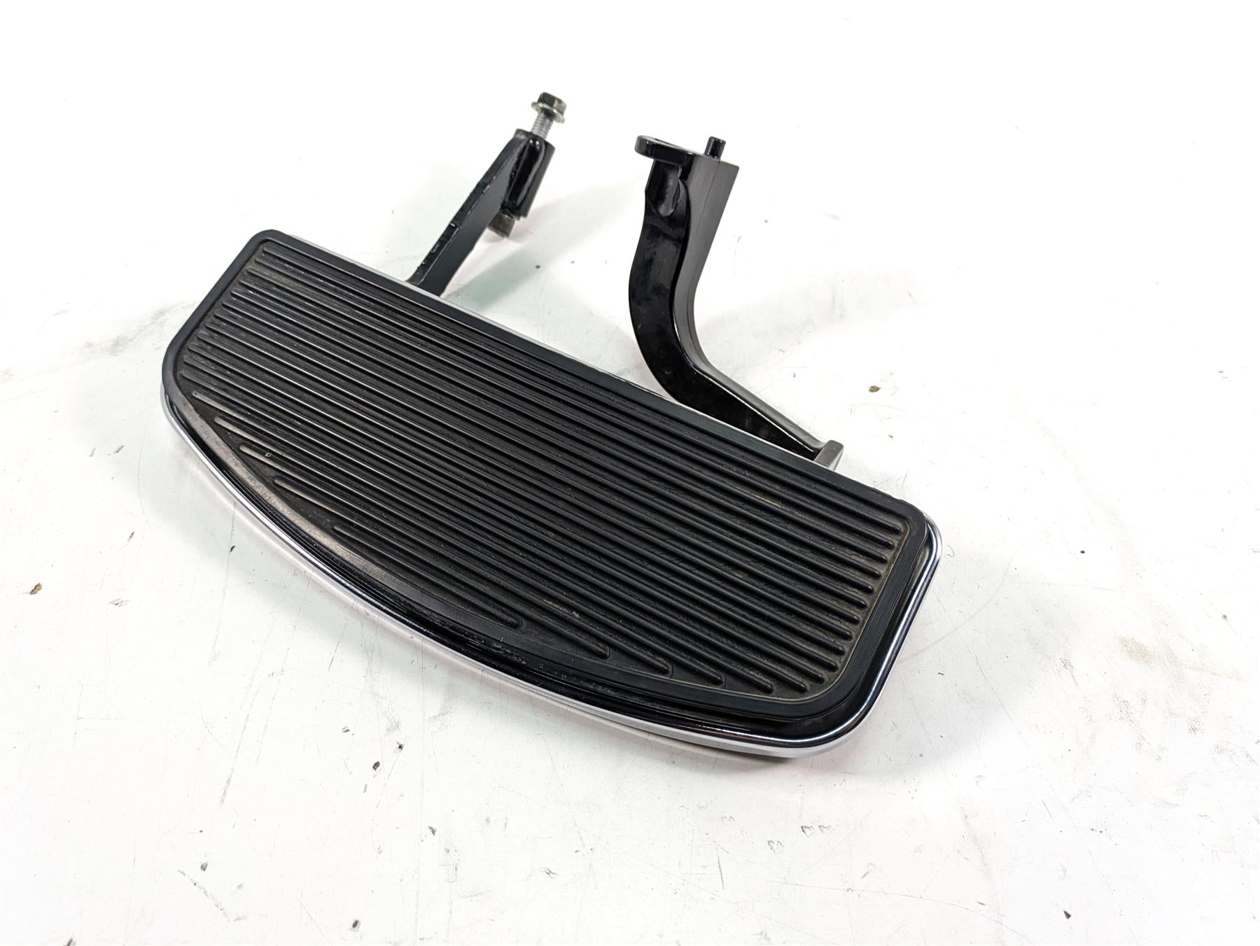 2014 Harley Touring FLHTK Electra Glide Left Rider Foot Floor Board 50621-06 {{ shop.shopifyCountryName }} - Mototech271