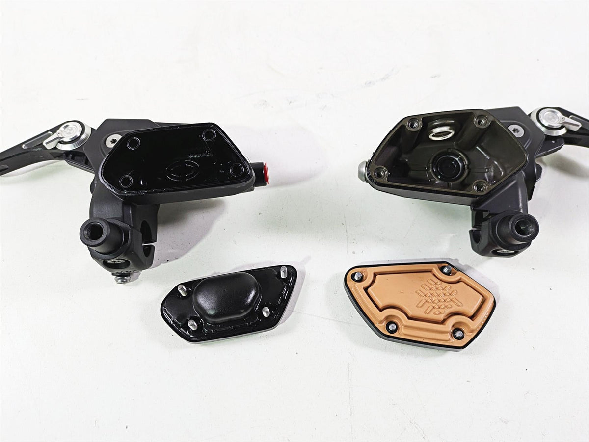 2021 BMW R1250GS K51 Adv Clutch & Brake Master Cylinder Option 719 32728559604 {{ shop.shopifyCountryName }} - Mototech271
