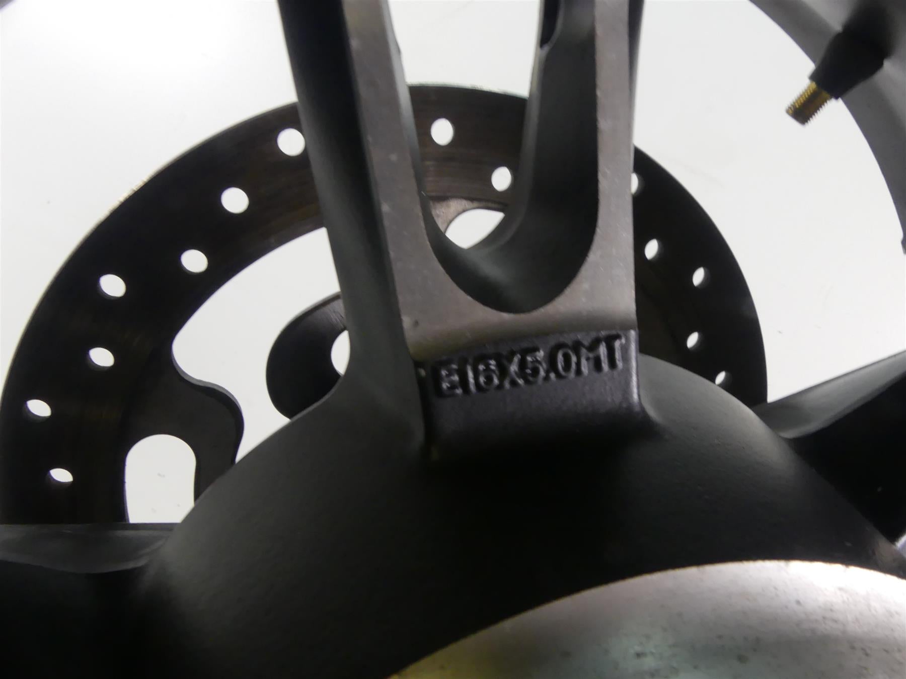 2014 Harley Touring FLHXS Street Glide Sp Straight Rear Wheel Rim 16x5 40900033 {{ shop.shopifyCountryName }} - Mototech271