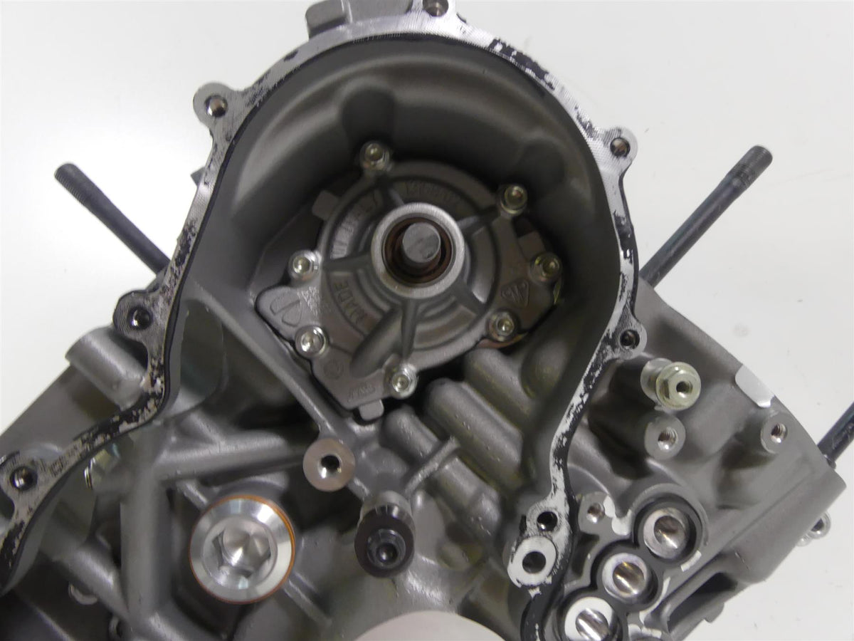2020 Ducati Panigale V2 Engine Motor Crankcase Crank Case Set 22523281E {{ shop.shopifyCountryName }} - Mototech271