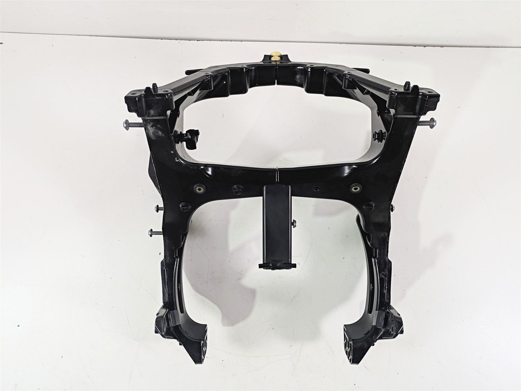 2016 BMW R1200RT K52 Front Fairing Stay Carrier Set 46638529329 46638529330 {{ shop.shopifyCountryName }} - Mototech271