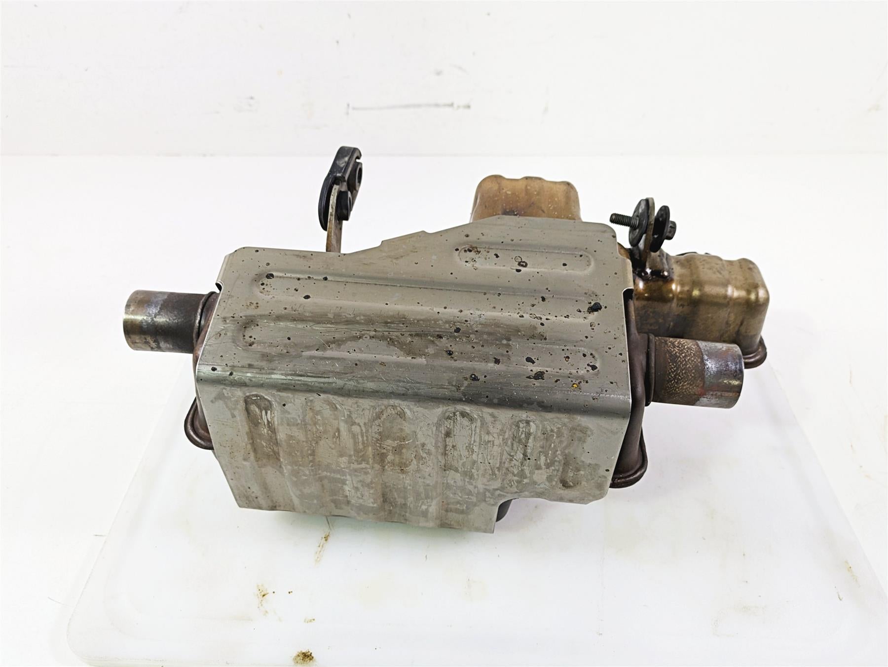 2006 Triumph Rocket 3 Muffler Connection Chamber Silencer T2209300 {{ shop.shopifyCountryName }} - Mototech271