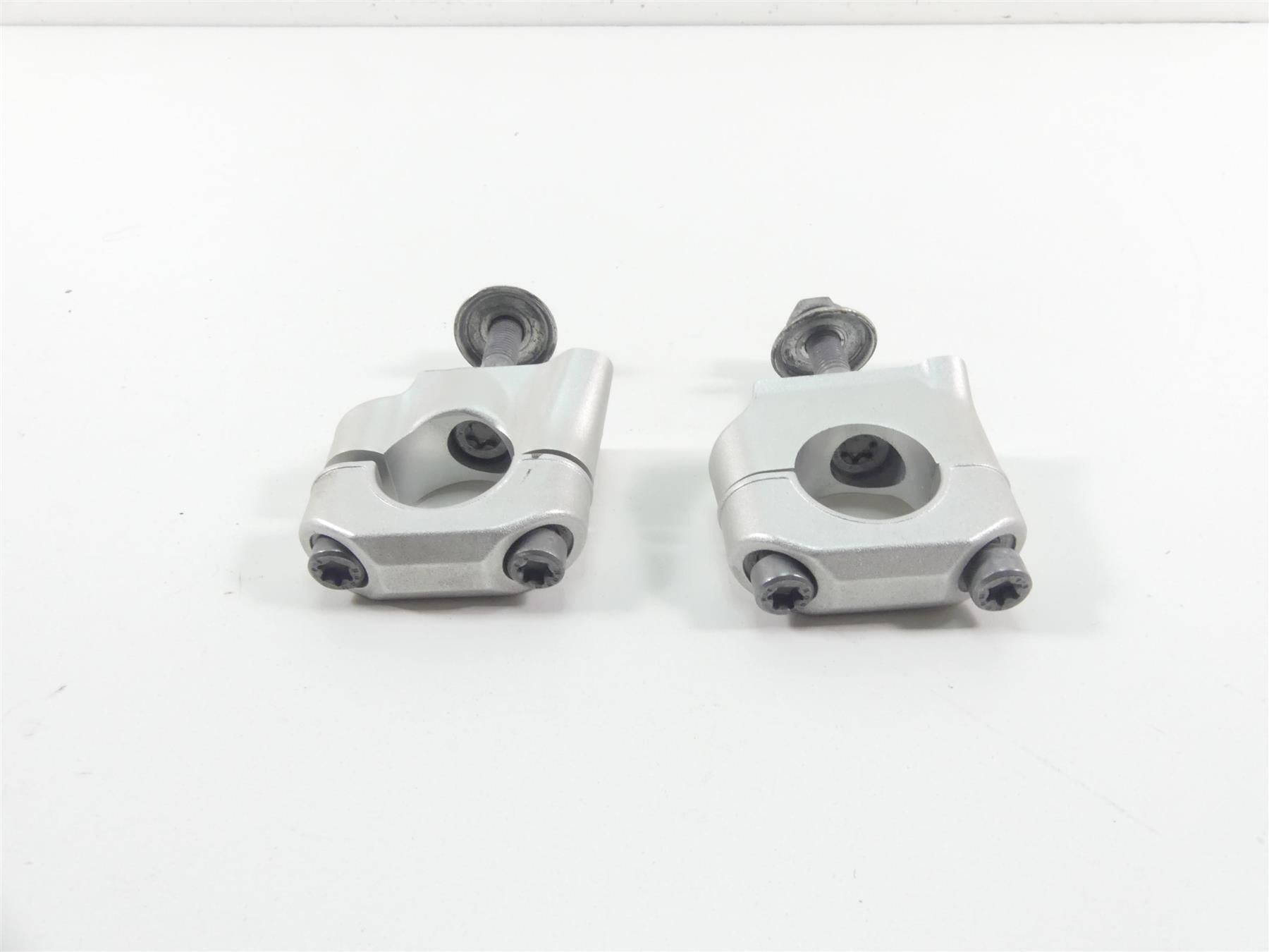 2016 BMW S1000XR K49 Handlebar Risers Holder Set 31428554471 31428554472 {{ shop.shopifyCountryName }} - Mototech271