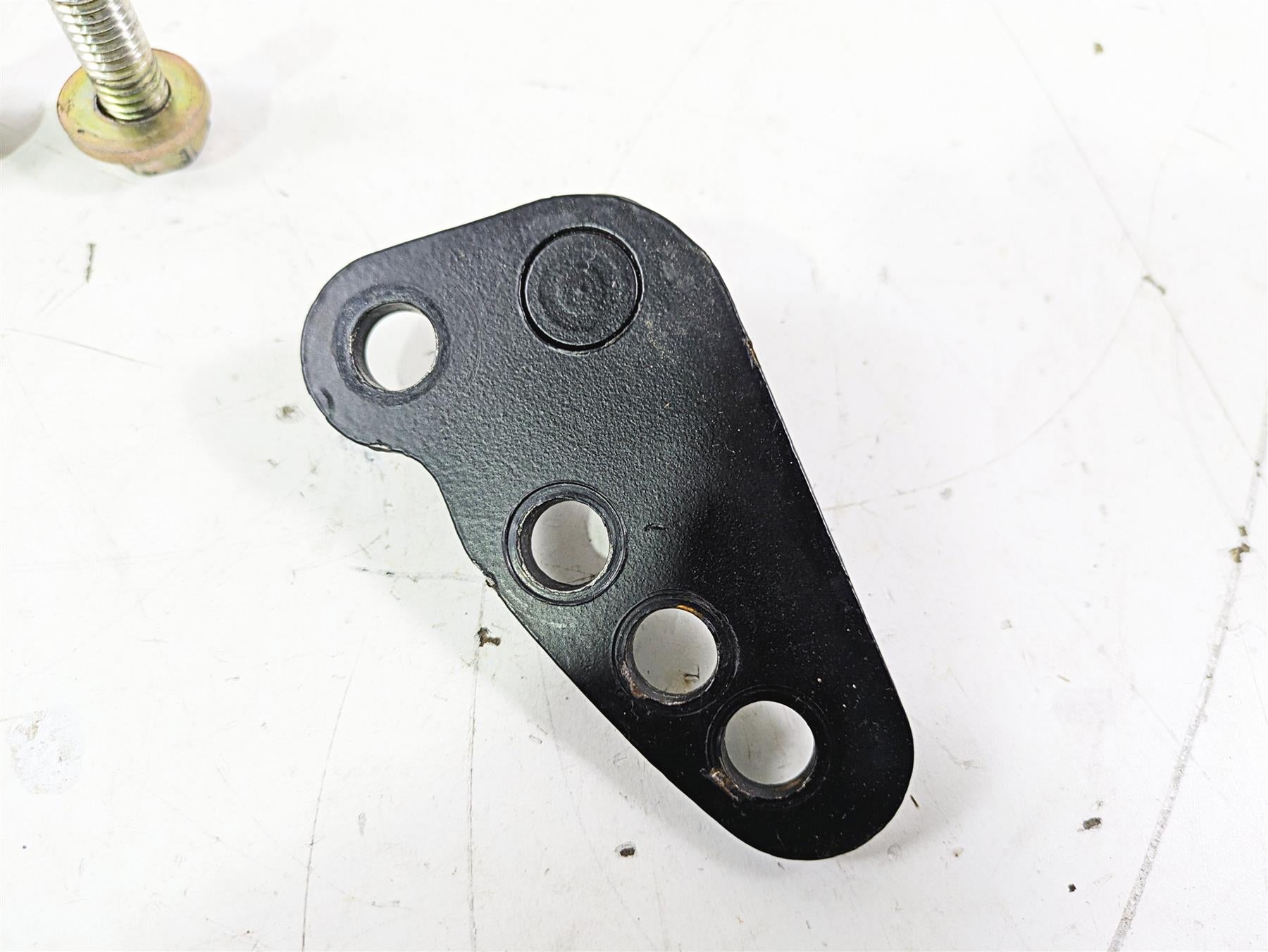 2007 Harley Touring FLHTCU SE CVO E-Glide Adjustable 1-3" Lowering Bracket Kit {{ shop.shopifyCountryName }} - Mototech271