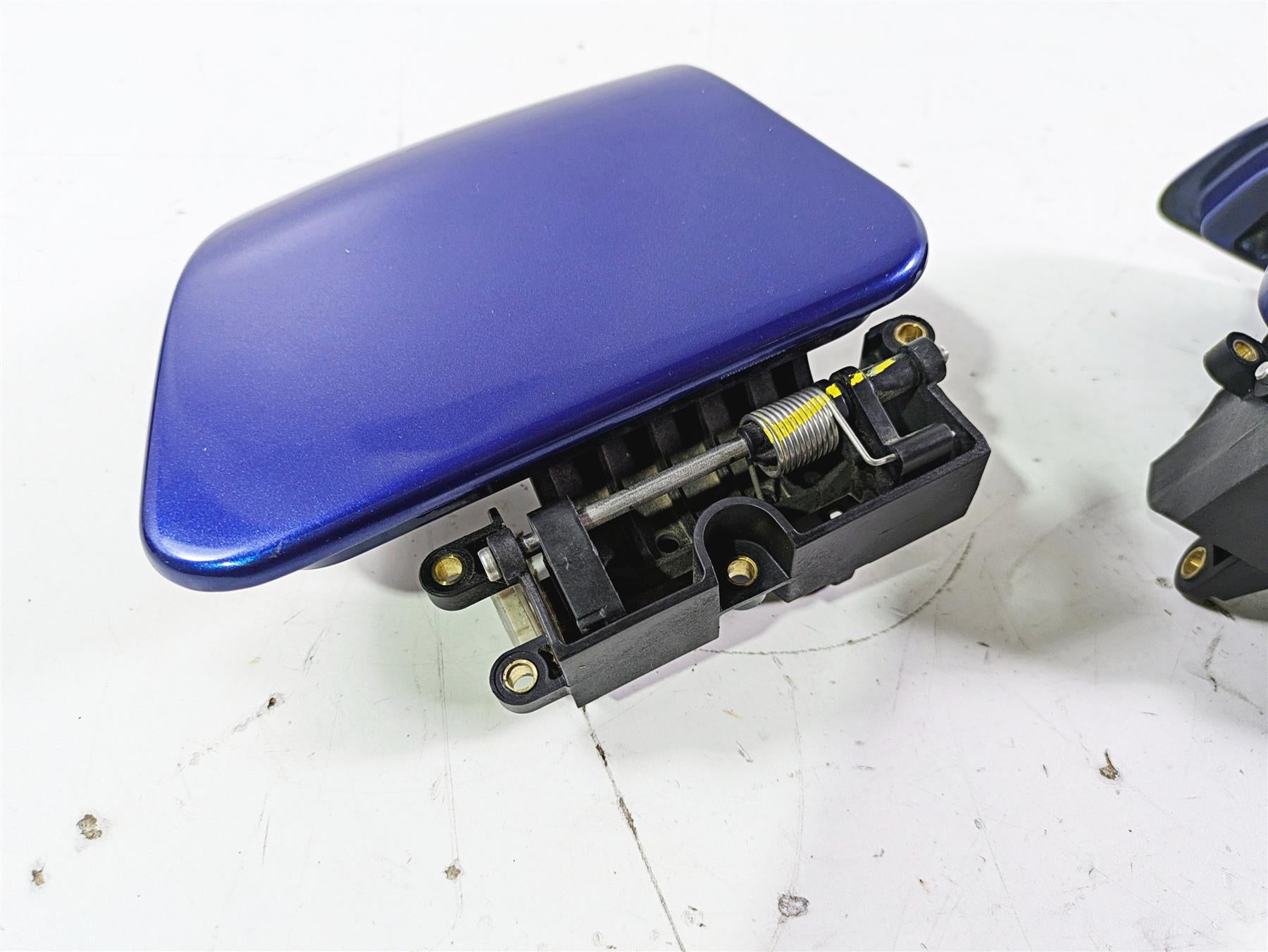 2016 Harley Touring FLTRX Road Glide Front Inner Fairing Door Set 76000376 {{ shop.shopifyCountryName }} - Mototech271
