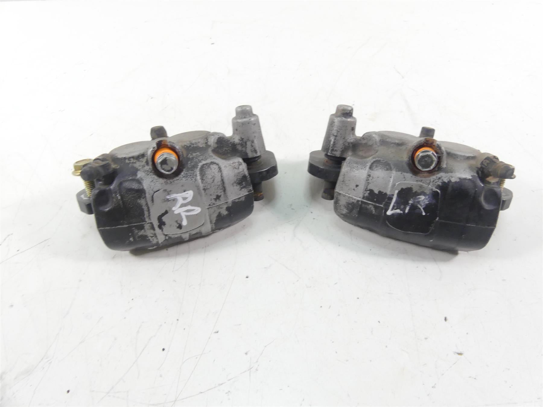 2017 Can Am Maverick X3 XDS Turbo R Rear Brake Caliper Set 705601514 705601515 {{ shop.shopifyCountryName }} - Mototech271