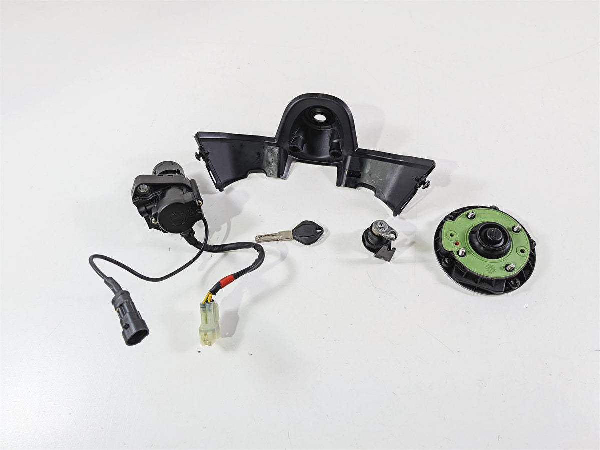 2022 Ducati Panigale V4 S V4S Ignition Switch Key Seat Fuel Lid Lock 59822511A-Mototech271