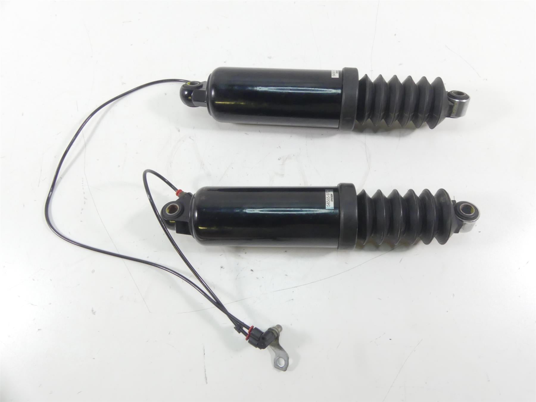 2007 Harley Touring FLHTCU SE CVO Electra Glide Rear Shock Set 13" 54565-97C {{ shop.shopifyCountryName }} - Mototech271