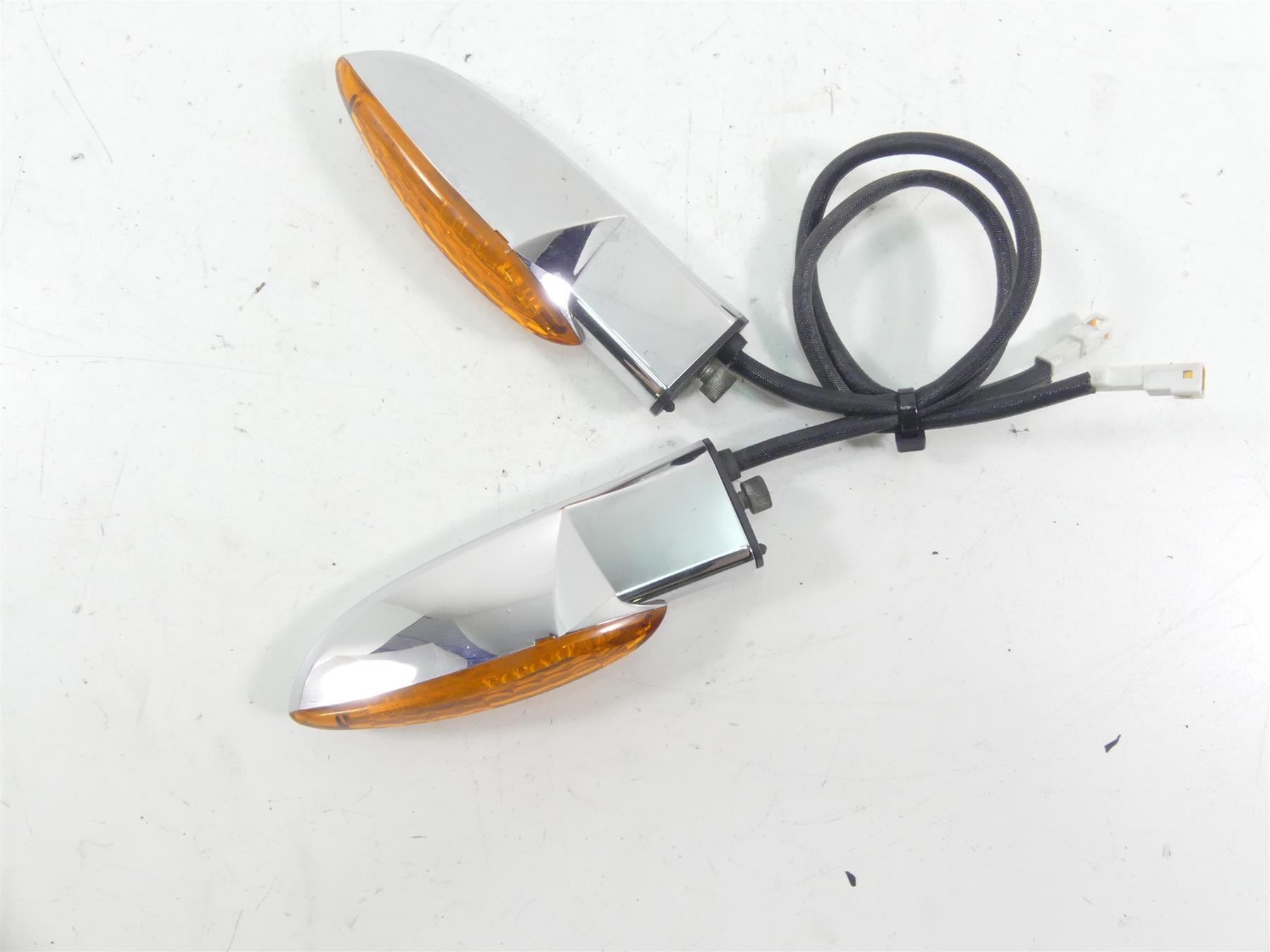 2013 Victory Cross Country Front Chrome Blinker Turn Signal Set 2411114 {{ shop.shopifyCountryName }} - Mototech271