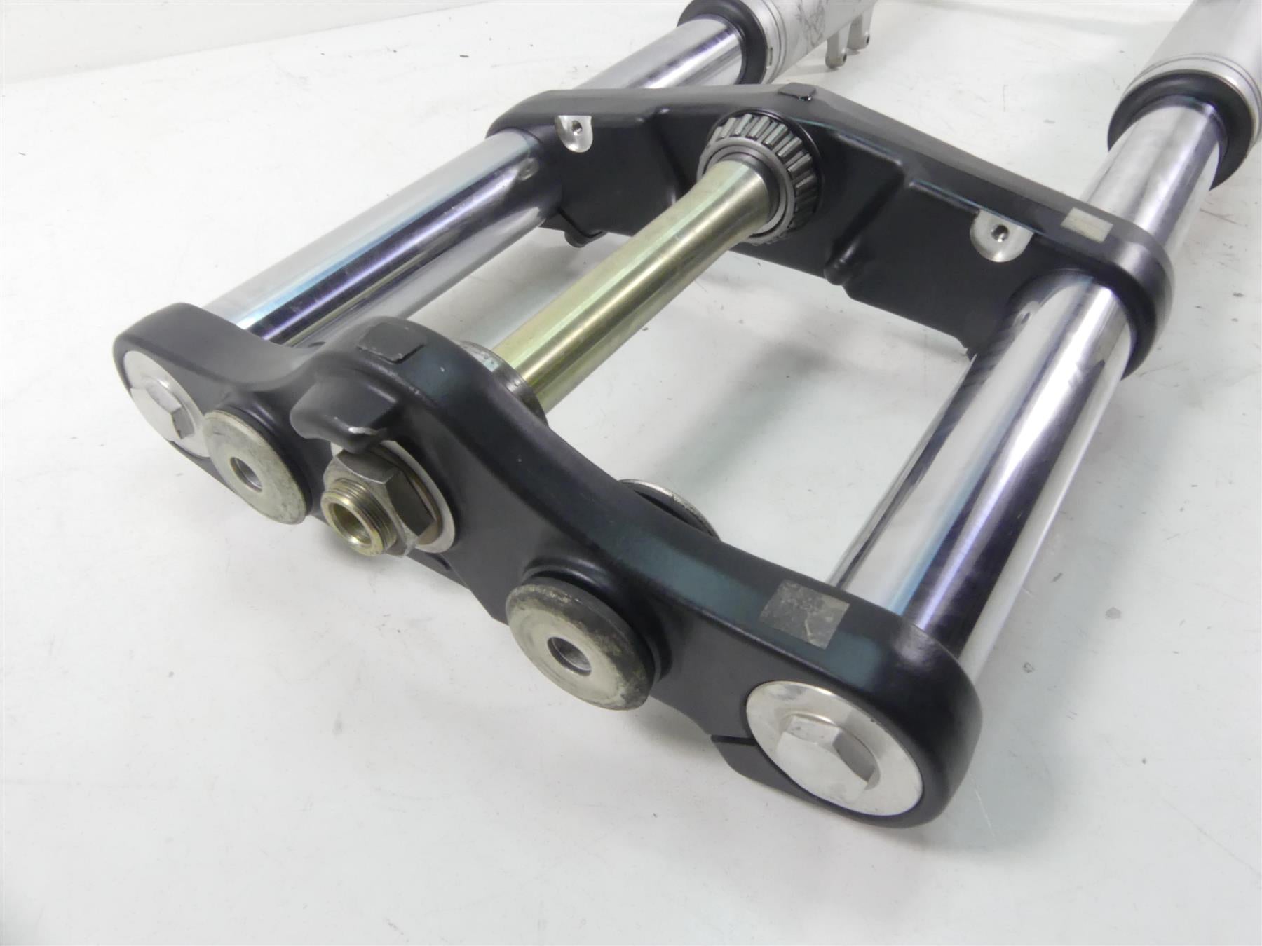 2011 Victory Vision Tour Straight Front Forks + Triple Trees & Axle Set 1823390 {{ shop.shopifyCountryName }} - Mototech271