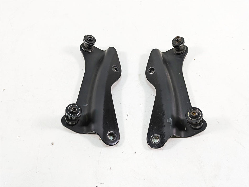 2018 Harley Touring FLHXSE CVO Street Glide Quick Connect For Back Rest 52300353 {{ shop.shopifyCountryName }} - Mototech271