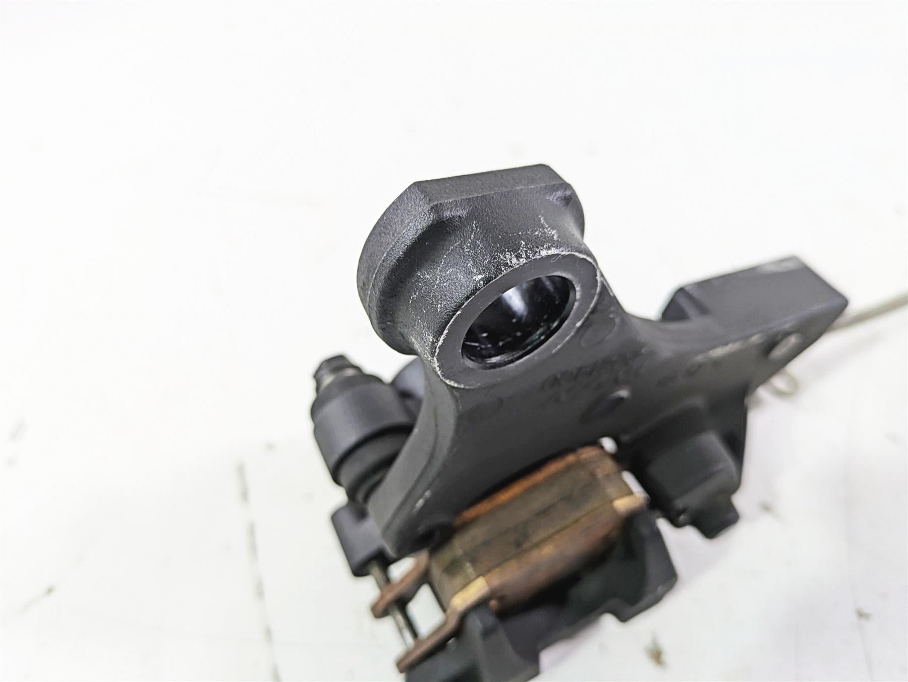 2012 Triumph Daytona 675 Nissin Rear Caliper + Line & Bracket T2021410 {{ shop.shopifyCountryName }} - Mototech271