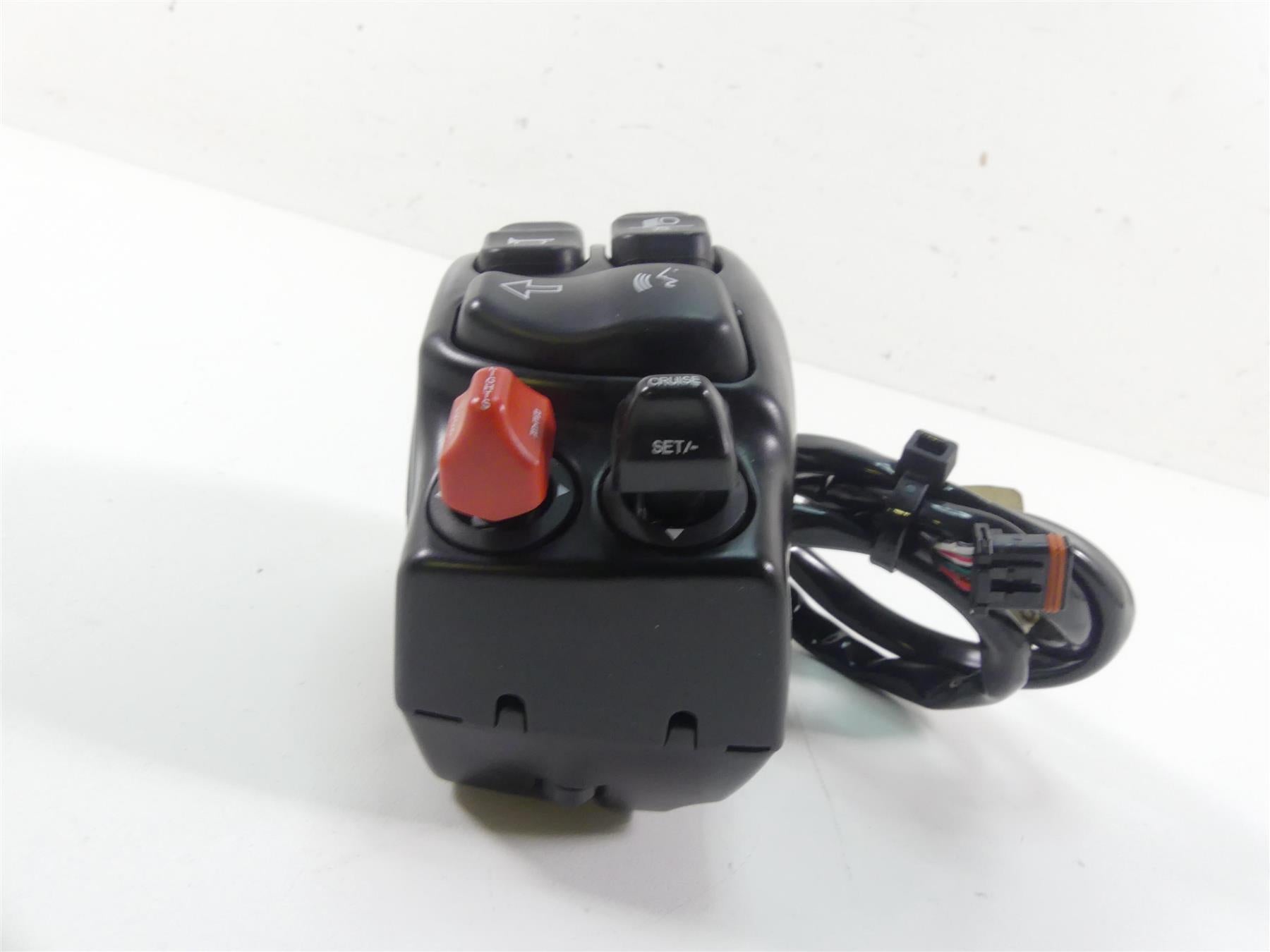 2016 Harley Touring FLHTP Electra Glide Left Hand Control Switch 69200178 {{ shop.shopifyCountryName }} - Mototech271
