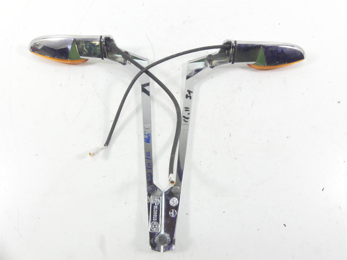 2013 Victory Cross Country Rear Turn Signal Blinker & Mount 2411114 {{ shop.shopifyCountryName }} - Mototech271