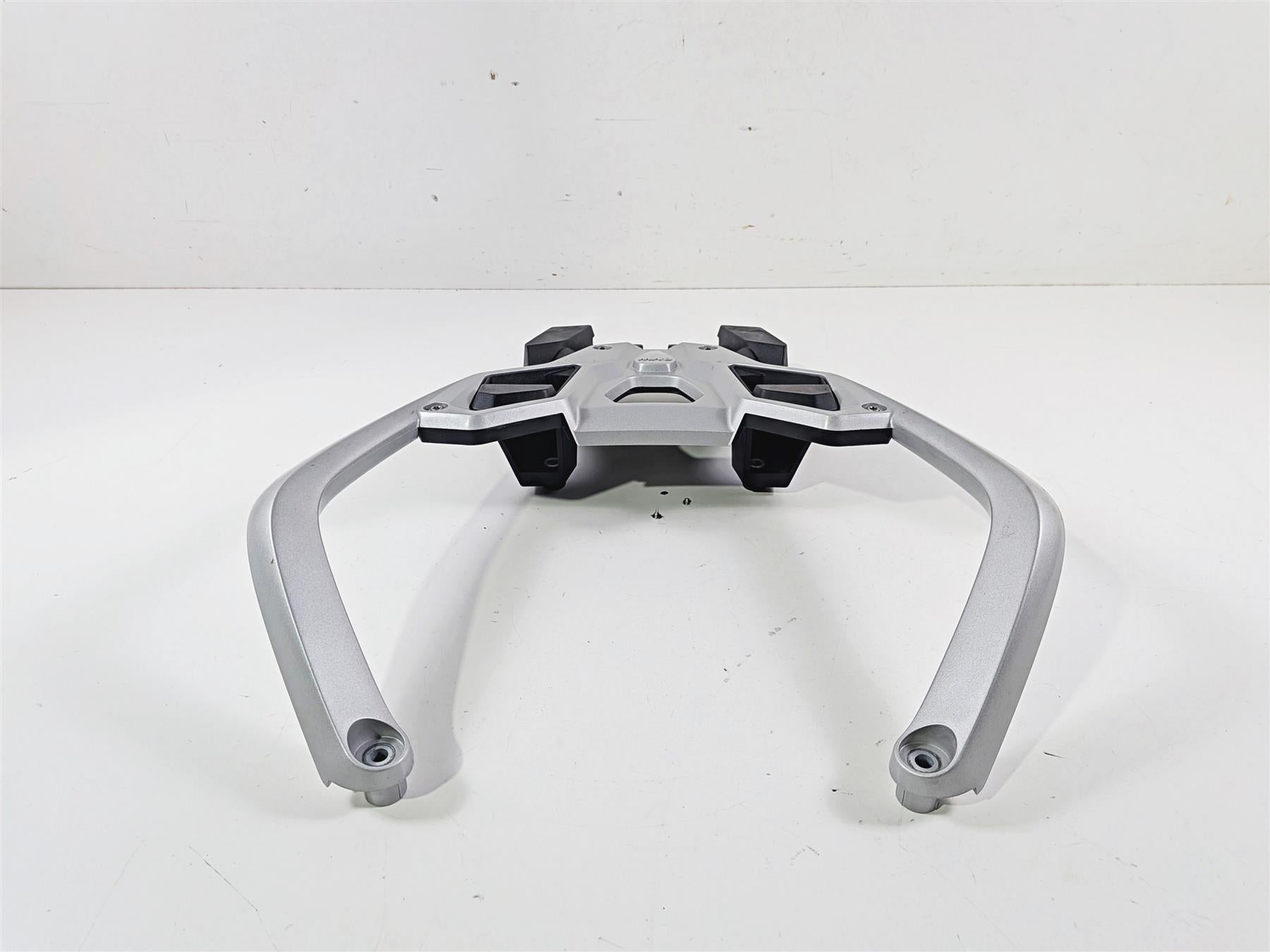 2016 BMW R1200 GS K50 Rear Passenger Grab Handlebar & Rack 46548536955 {{ shop.shopifyCountryName }} - Mototech271