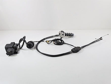 2006 Yamaha XVZ1300 Royal Star Right Hand Cruise Control Switch 1D6-83969-00-00 {{ shop.shopifyCountryName }} - Mototech271